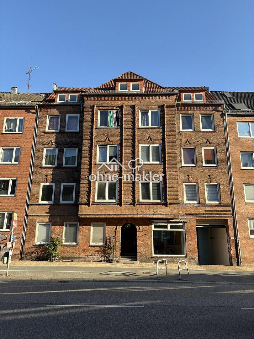 Charmante Altbauwohnung mit großem Bad, 24113 Kiel (Gaarden-Süd Hassee)