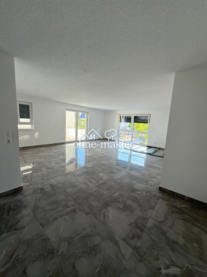 Große 3-Zimmer-Wohnung mit Balkon in Schifferstadt, 67105 Schifferstadt
