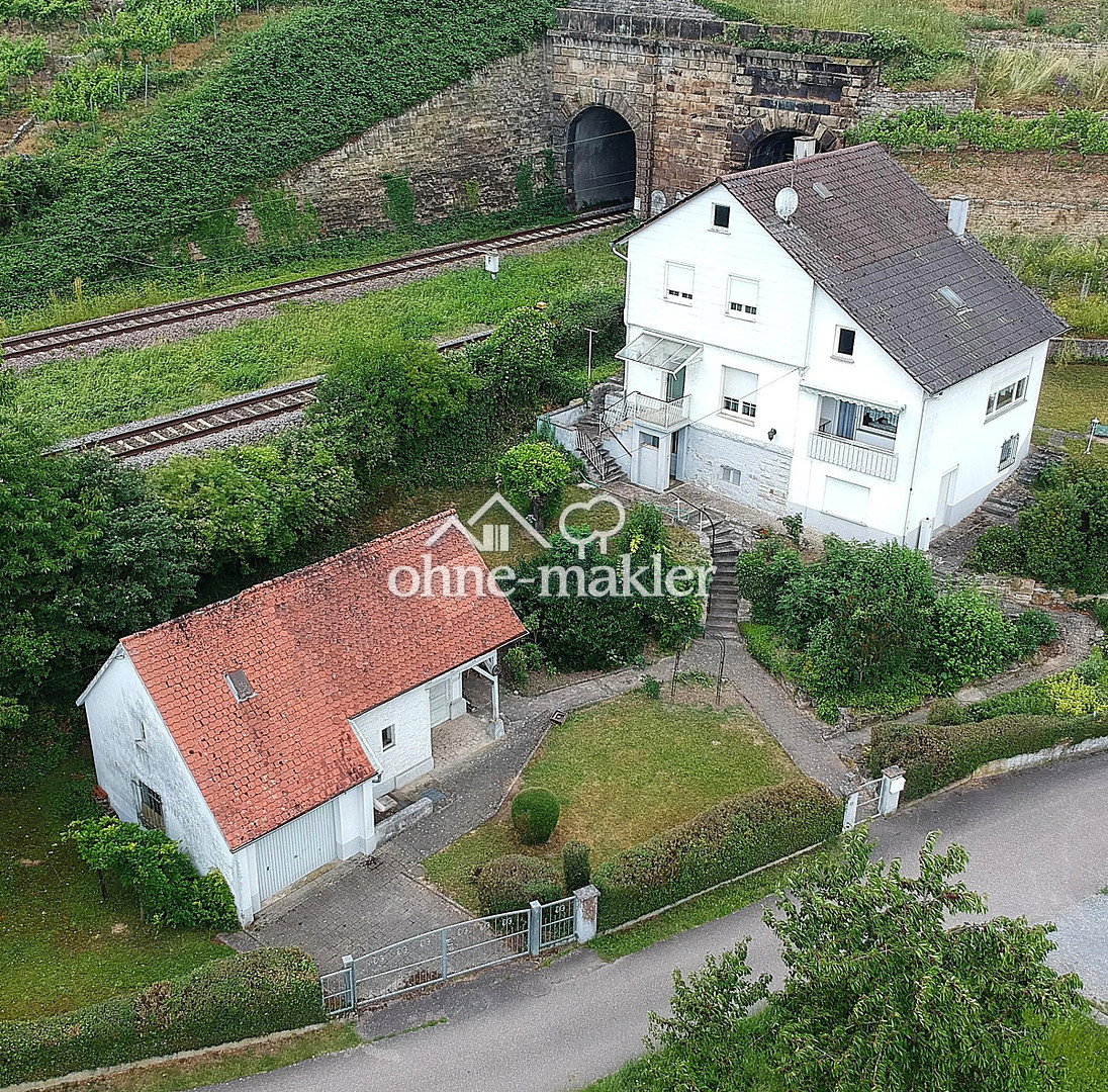 Ehemaliges Bahnwärterhaus im Weinland, 74366 Kirchheim am Neckar