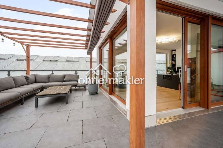 Luxuriöses Penthouse mit Dachterrasse in Rödelheim, 60489 Frankfurt am Main (Rödelheim)