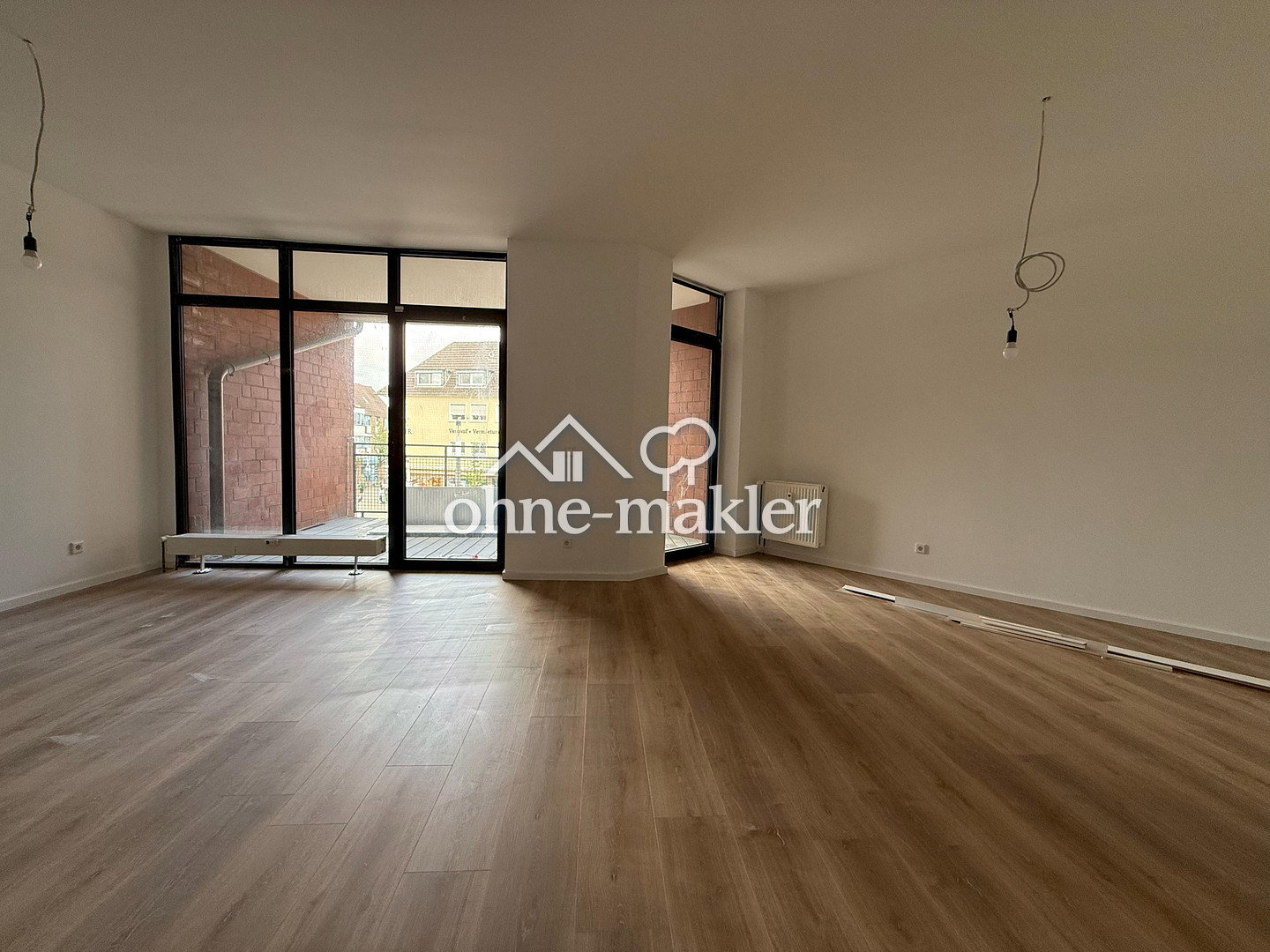 Großes Balkon - Ideal für Sommerabende, 53840 Troisdorf