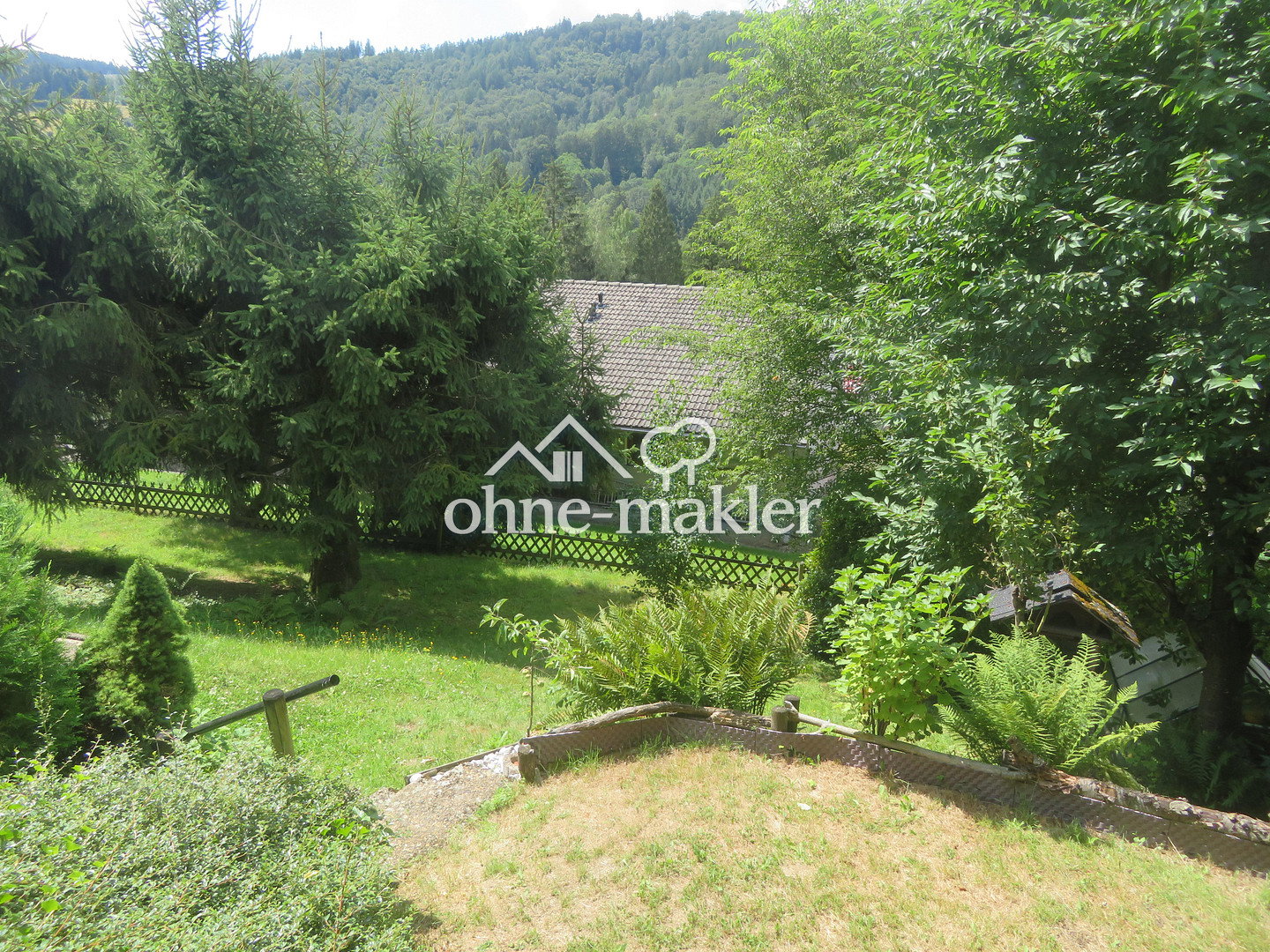 Lautenthal Hanglage mit Blick ins Tal, 38685 Langelsheim