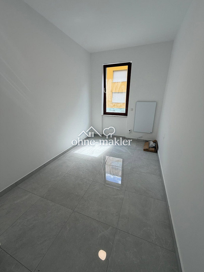 2 Zimmer frei in renovierter WG – sofort verfügbar, 67065 Ludwigshafen am Rhein (Gartenstadt Maudach Mundenheim Rheingönheim West)