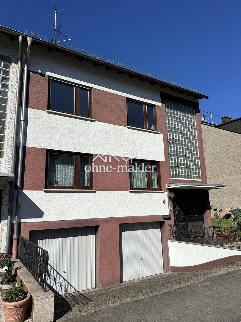 Voll unterkellert 3-Familienhaus mit Garagen Garten in Bendorf, 56170 Bendorf
