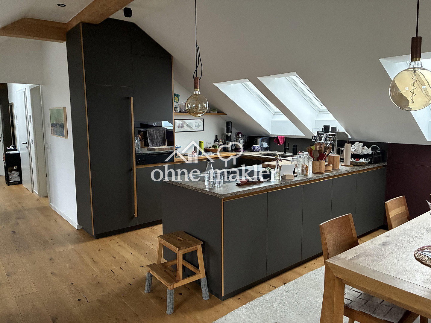 Dachgeschosswohnung mit Zugspitzblick und Hausdienst, 82418 Murnau a. Staffelsee