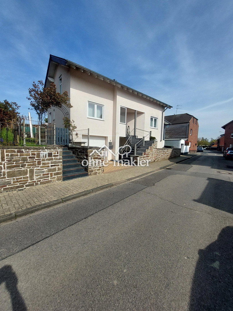 Einfamilienhaus mit Wintergarten und Garten, 52499 Baesweiler