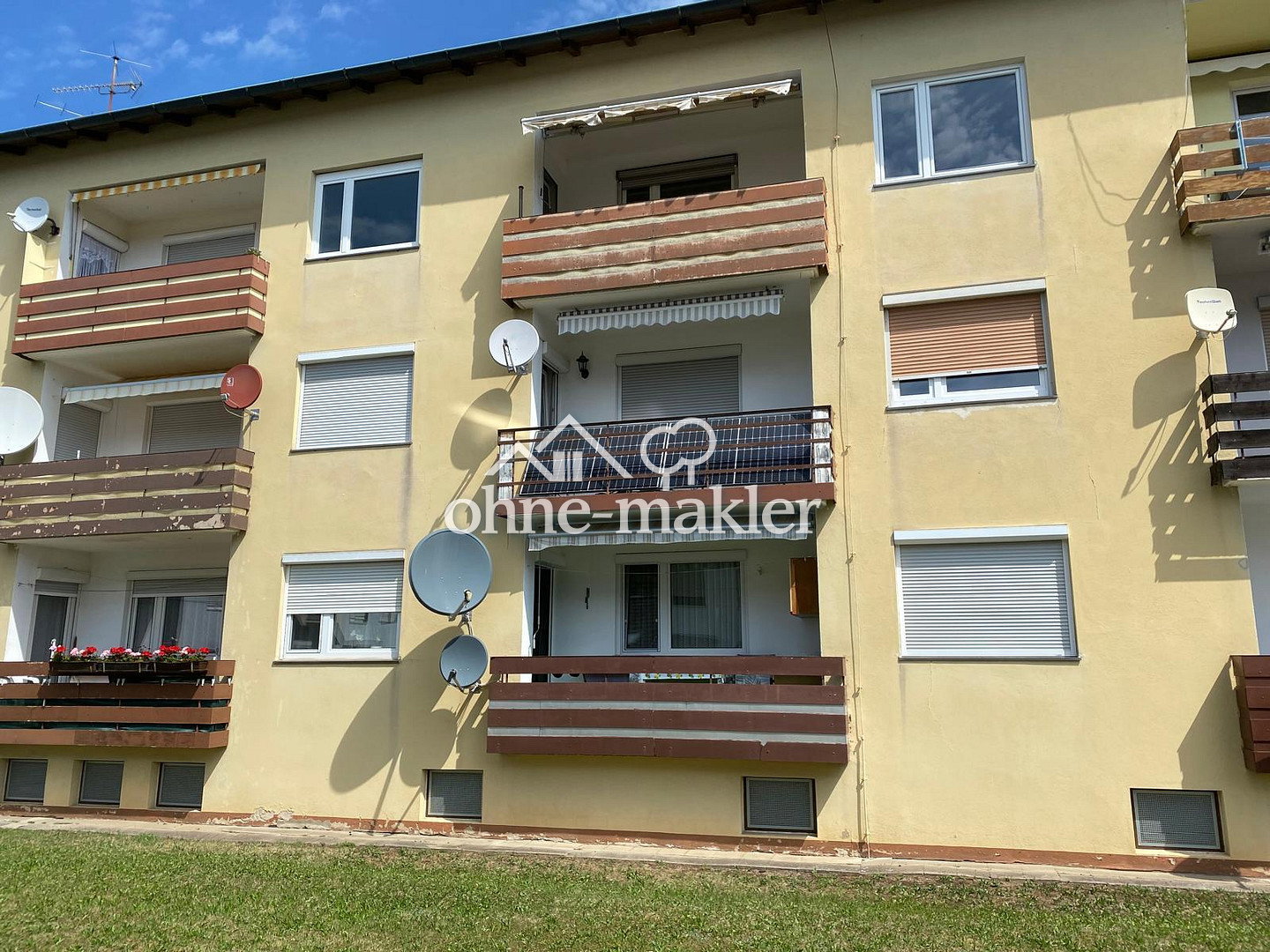 Geräumige 2-Zimmer-Wohnung mit Balkon in Neunkirchen, 91233 Neunkirchen a. Sand
