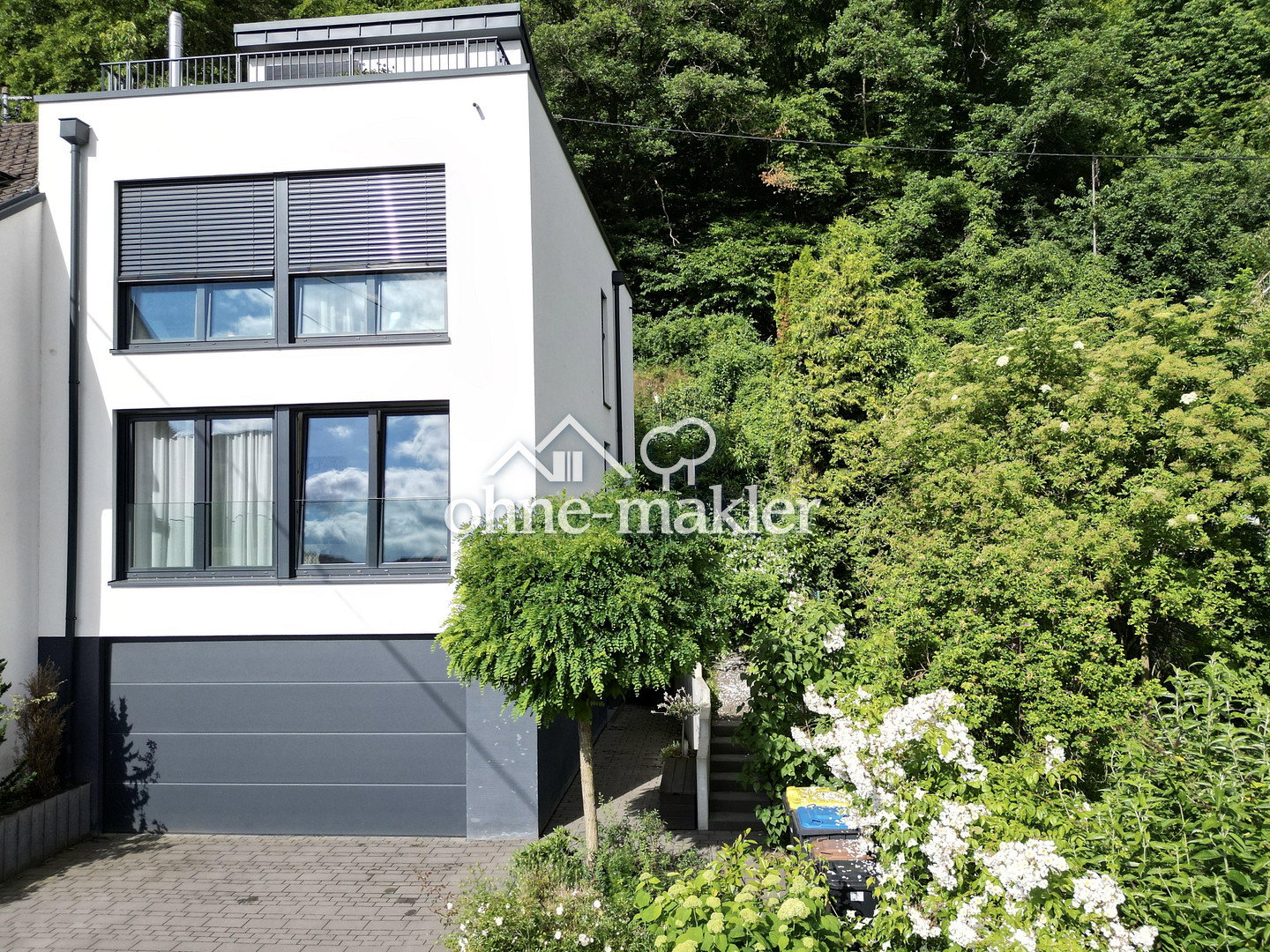 Neuwertiges Haus mit Rheinblick in Ruhezone, 56656 Brohl-Lützing