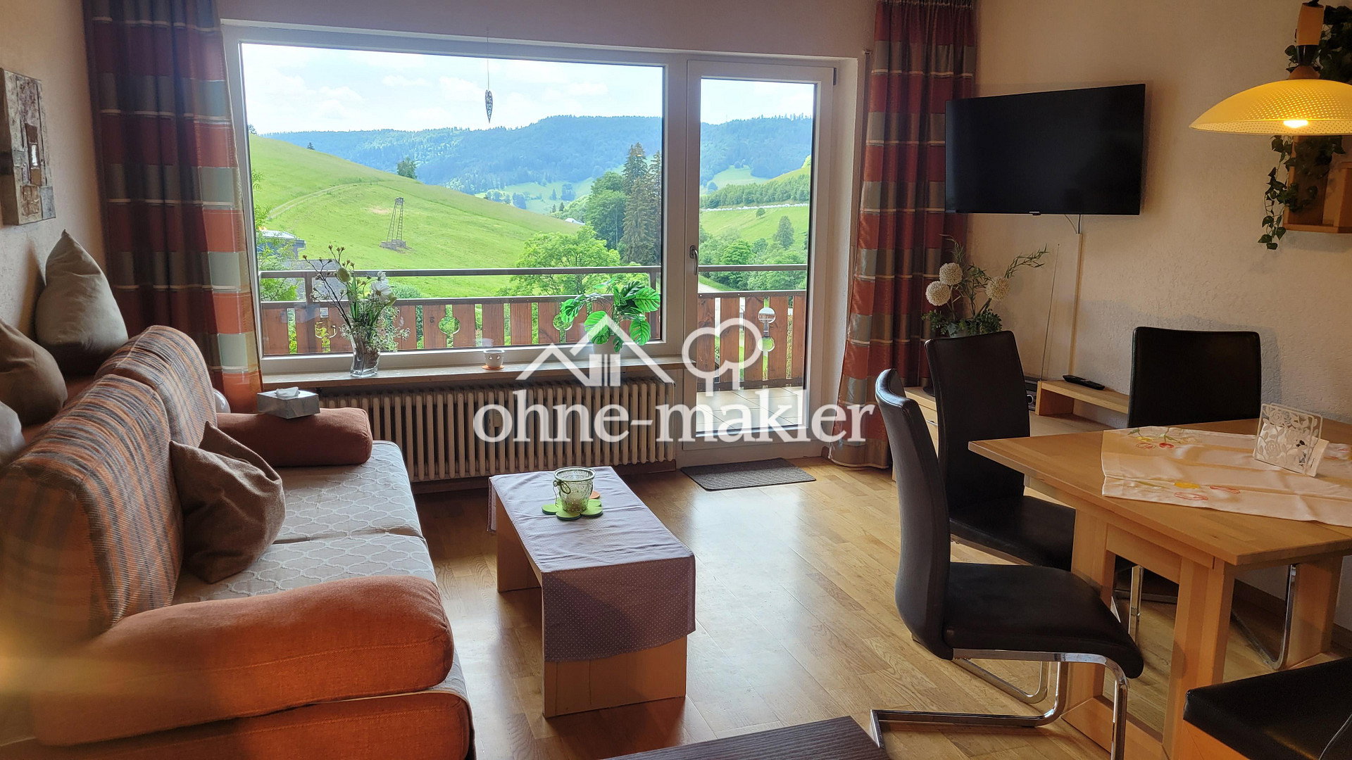 Schönster Ausblick auf die Schweizer Alpen, 79674 Todtnau