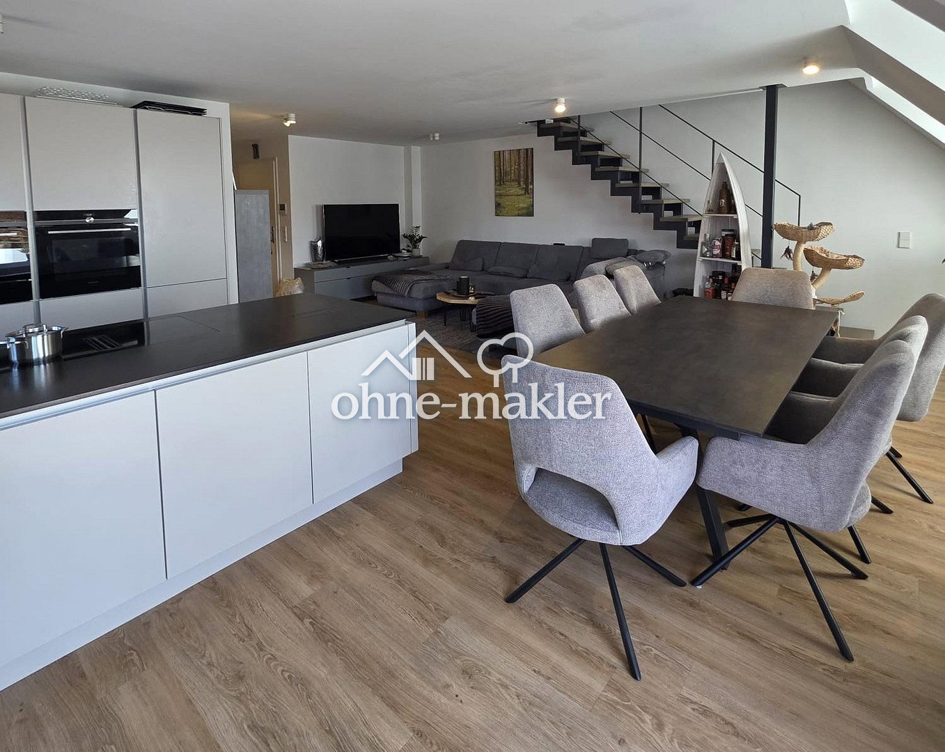 Fellbach Oeffingen Stilvolle Maisonette mit Aussicht, 70736 Fellbach
