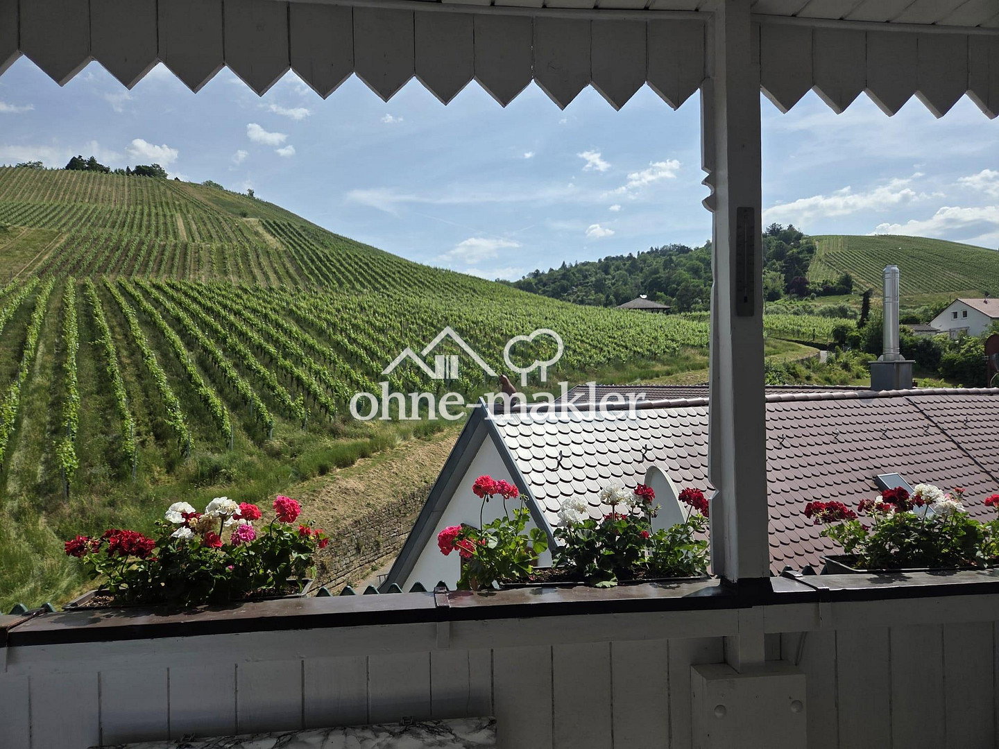 Panoramablick auf Weinberge – Traumwohnung für Familie und Singles, 70327 Stuttgart