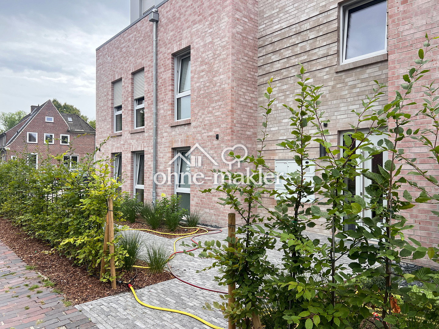 Neubau in Aurich Erstbezug mit Balkon, 26603 Aurich