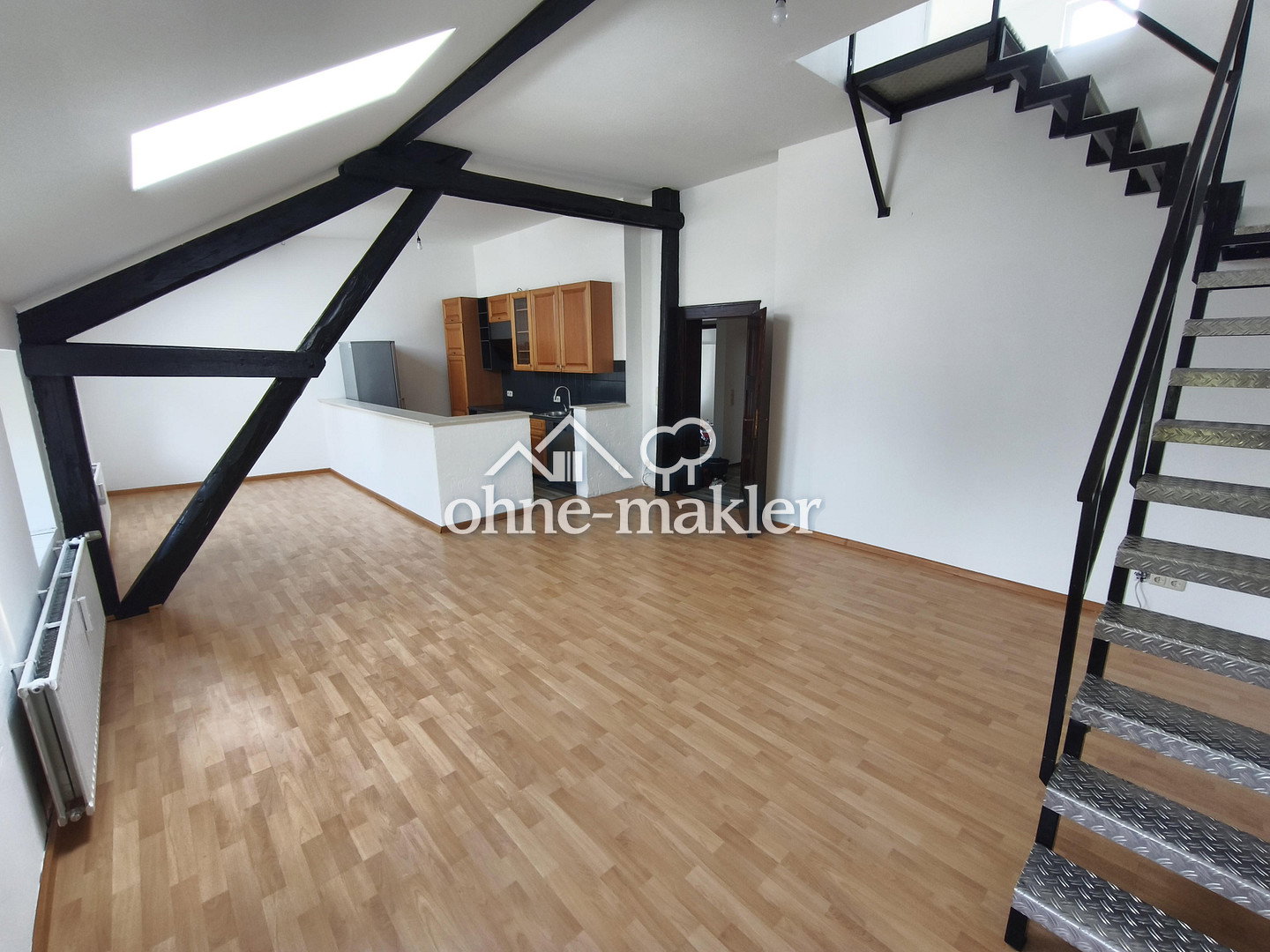 Loft mit Spitzboden & grüner Ausblick, 52223 Stolberg (Rhld.)