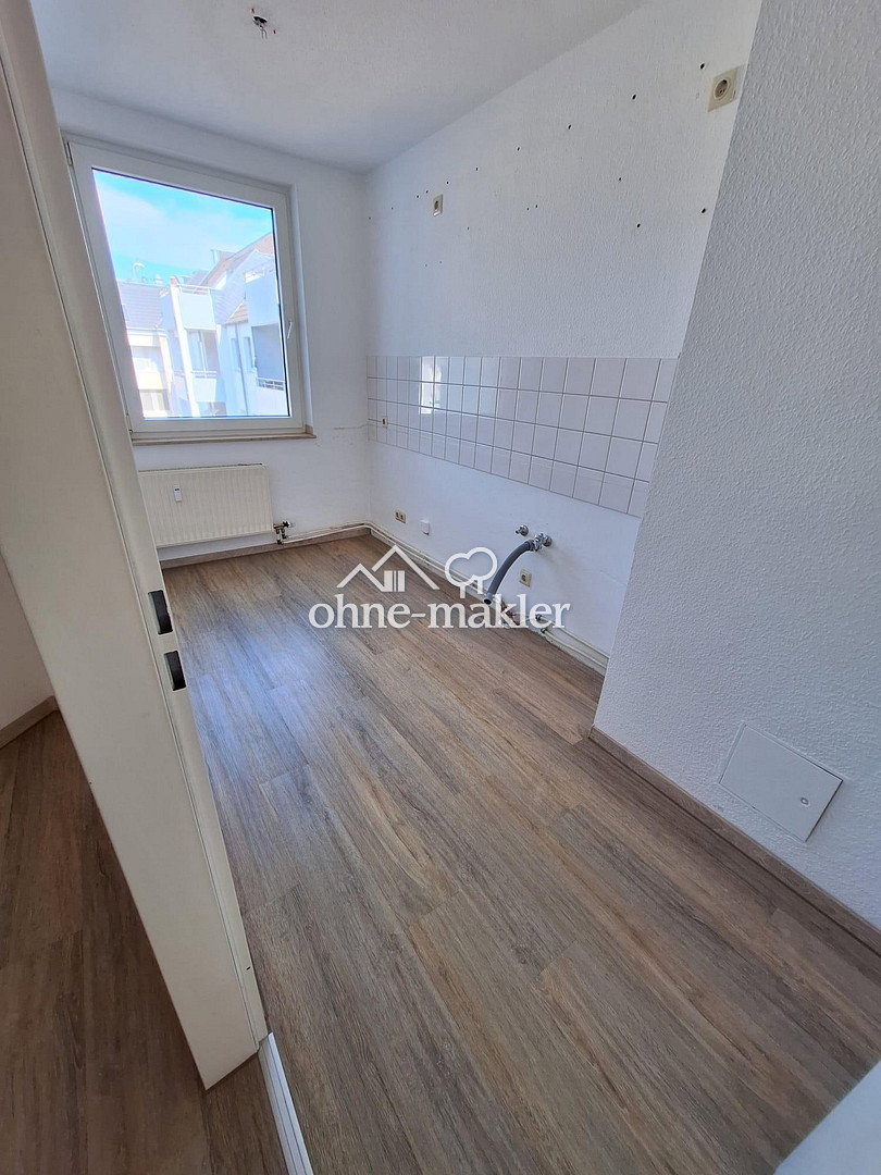 zentrale lage, balkon & guter schnitt, 47798 Krefeld (Cracau Dießem/Lehmheide Inrath/Kliedbruch Kempener Feld/Baakeshof Stadtmitte)