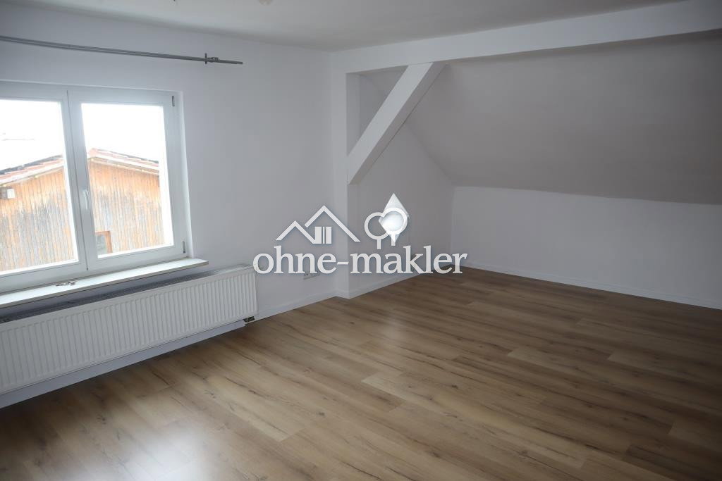 Schönberg Helle Wohnung mit Potential, 94513 Schönberg