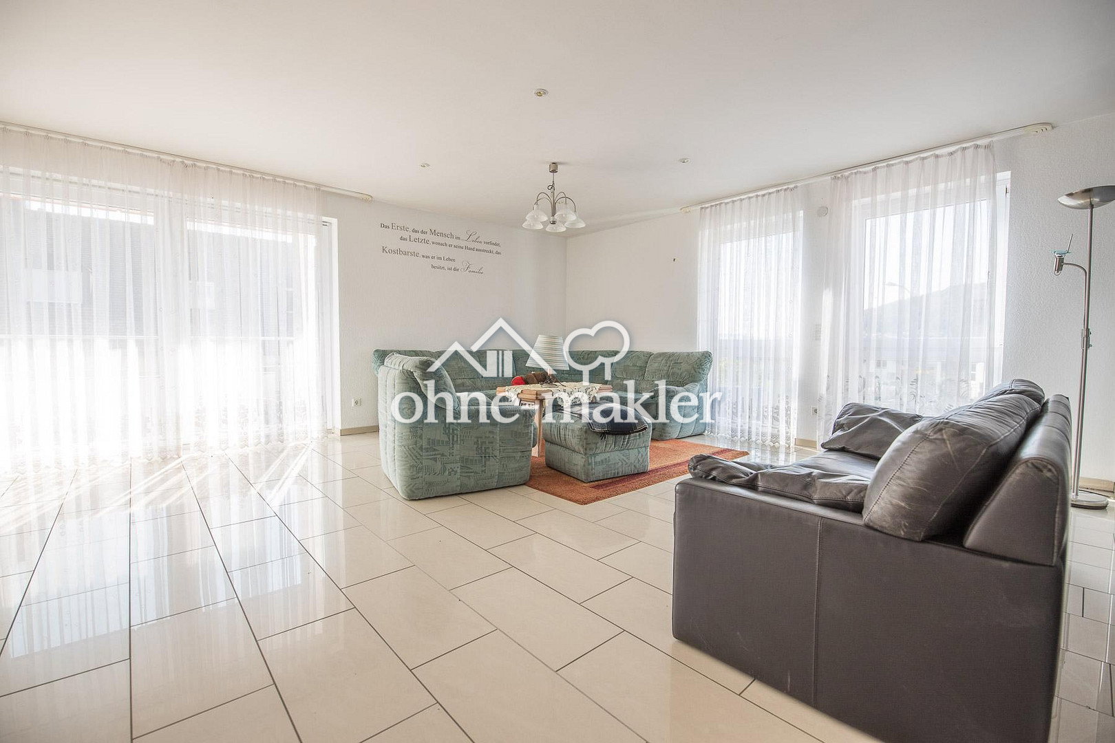 Hauingen 4-Zimmer-Wohnung mit Loggia, 79541 Lörrach