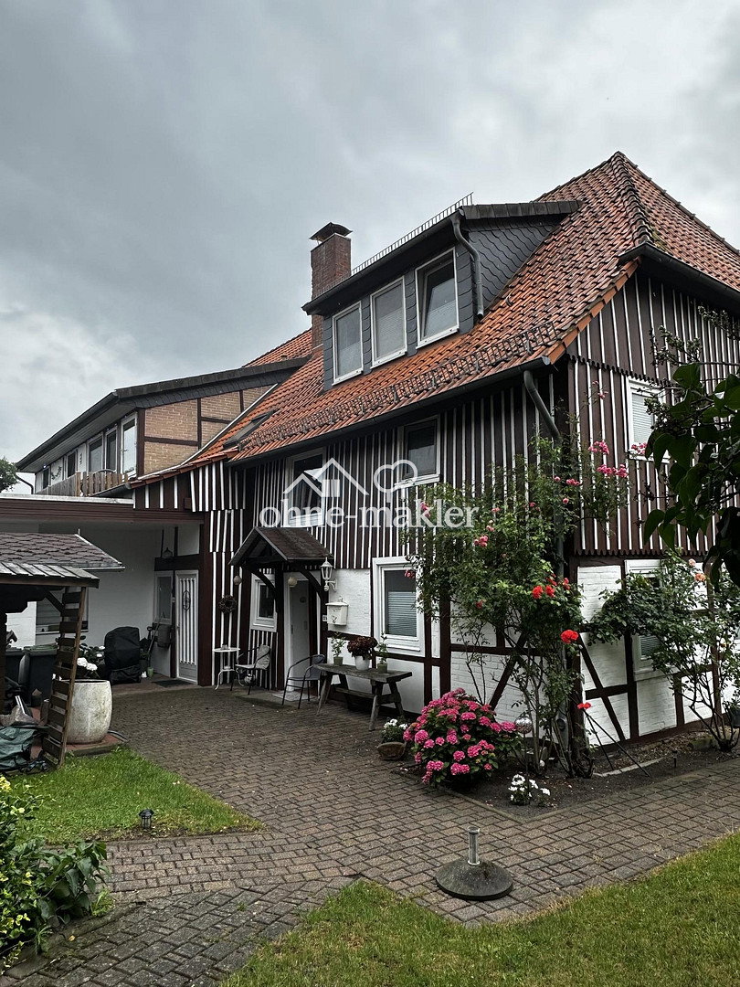 Charmante Wohnung mit Flair in Wolfsburg, 38442 Wolfsburg (Ehmen Fallersleben Mörse Sandkamp Sülfeld)
