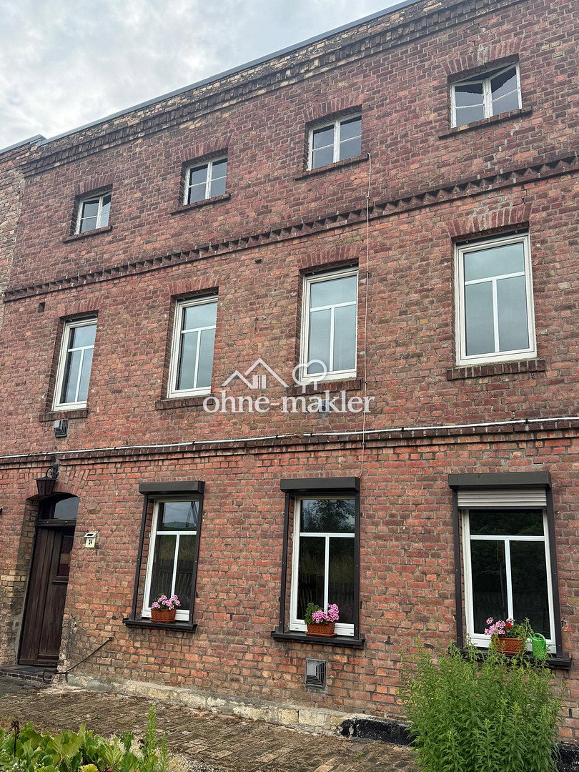 Charmantes Wohnhaus mit historischer Mühle, 6268 Barnstädt