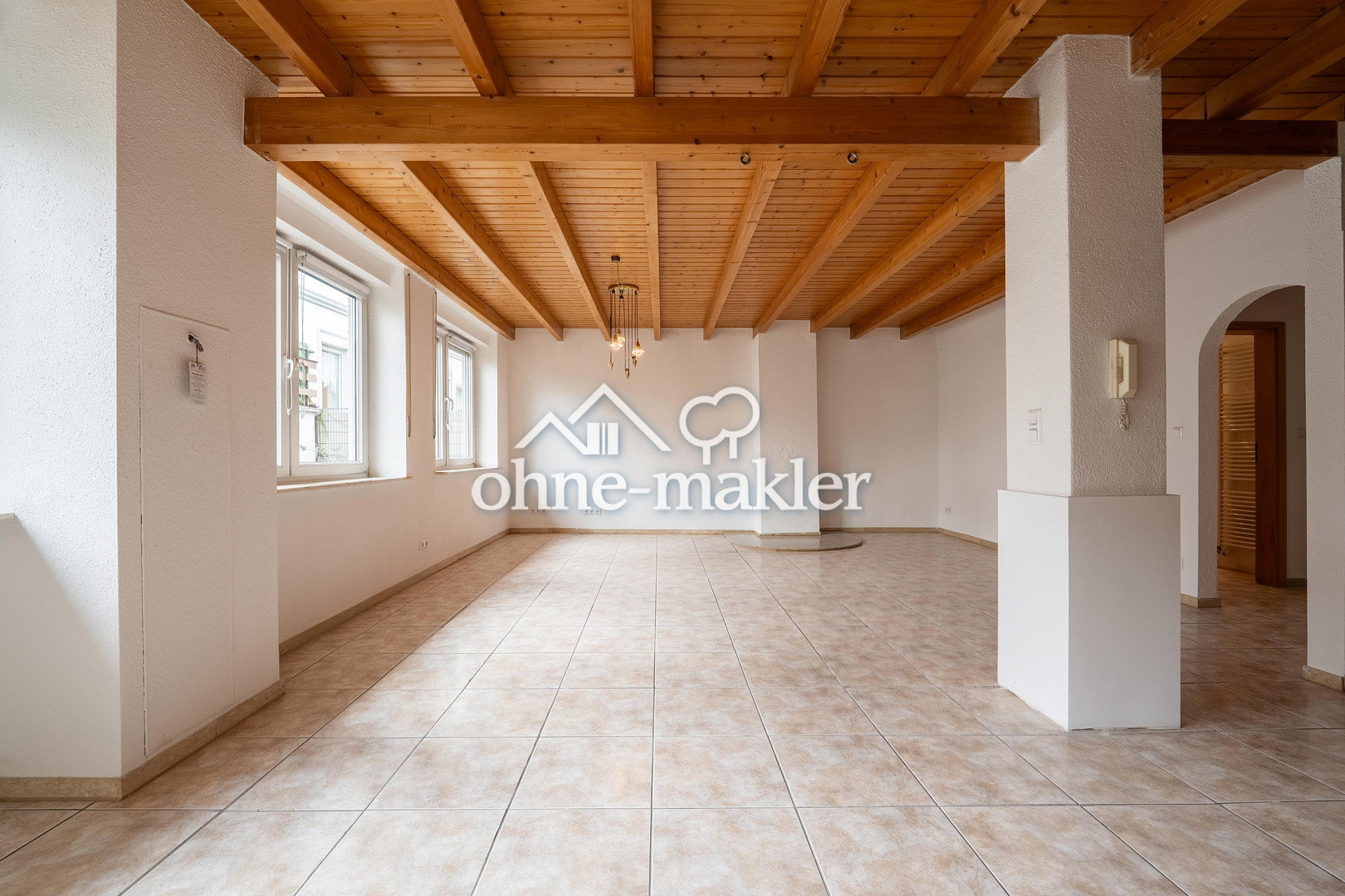 Zentrales Wohnhaus in Kirchhain – Traumlage, 35274 Kirchhain
