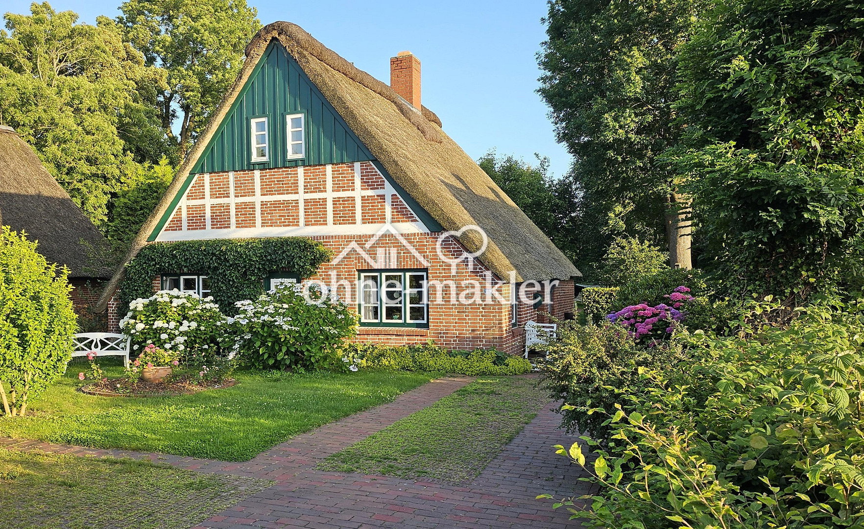 Historisches Reetdachhaus mit Charme in Balje, 21730 Balje