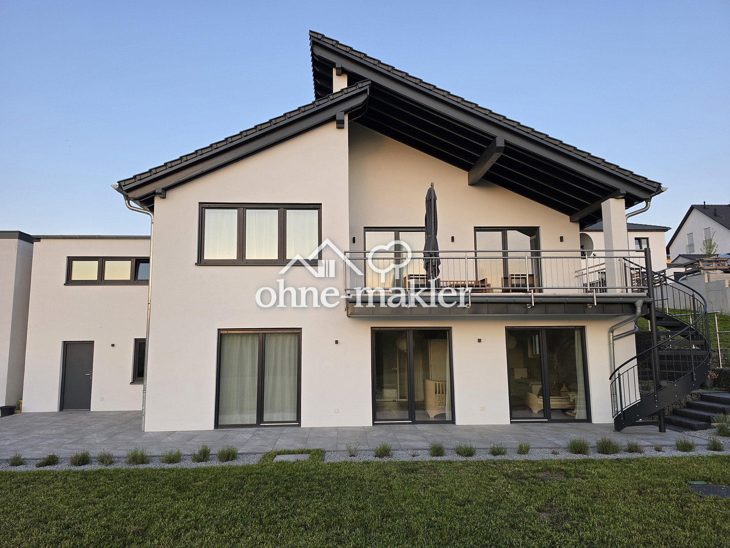 Architektenhaus in Göllheim – Wohnen auf hohem Niveau, 67307 Göllheim