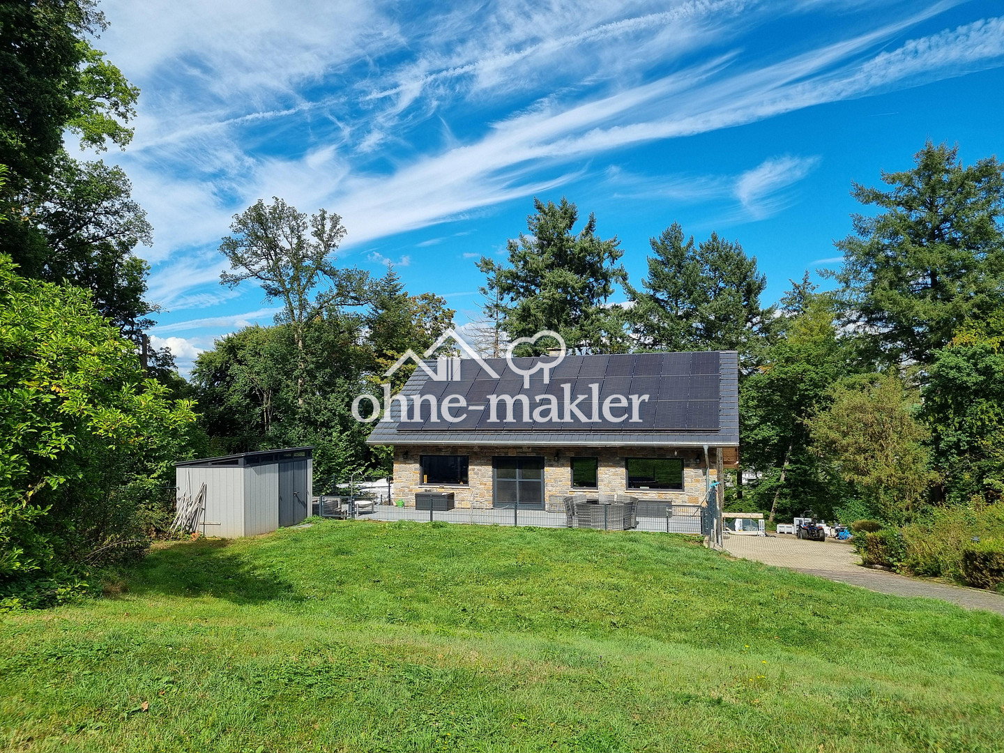 Waldidyll mit 2 Häusern – Exklusiv & ruhig, 57610 Altenkirchen (Westerwald)