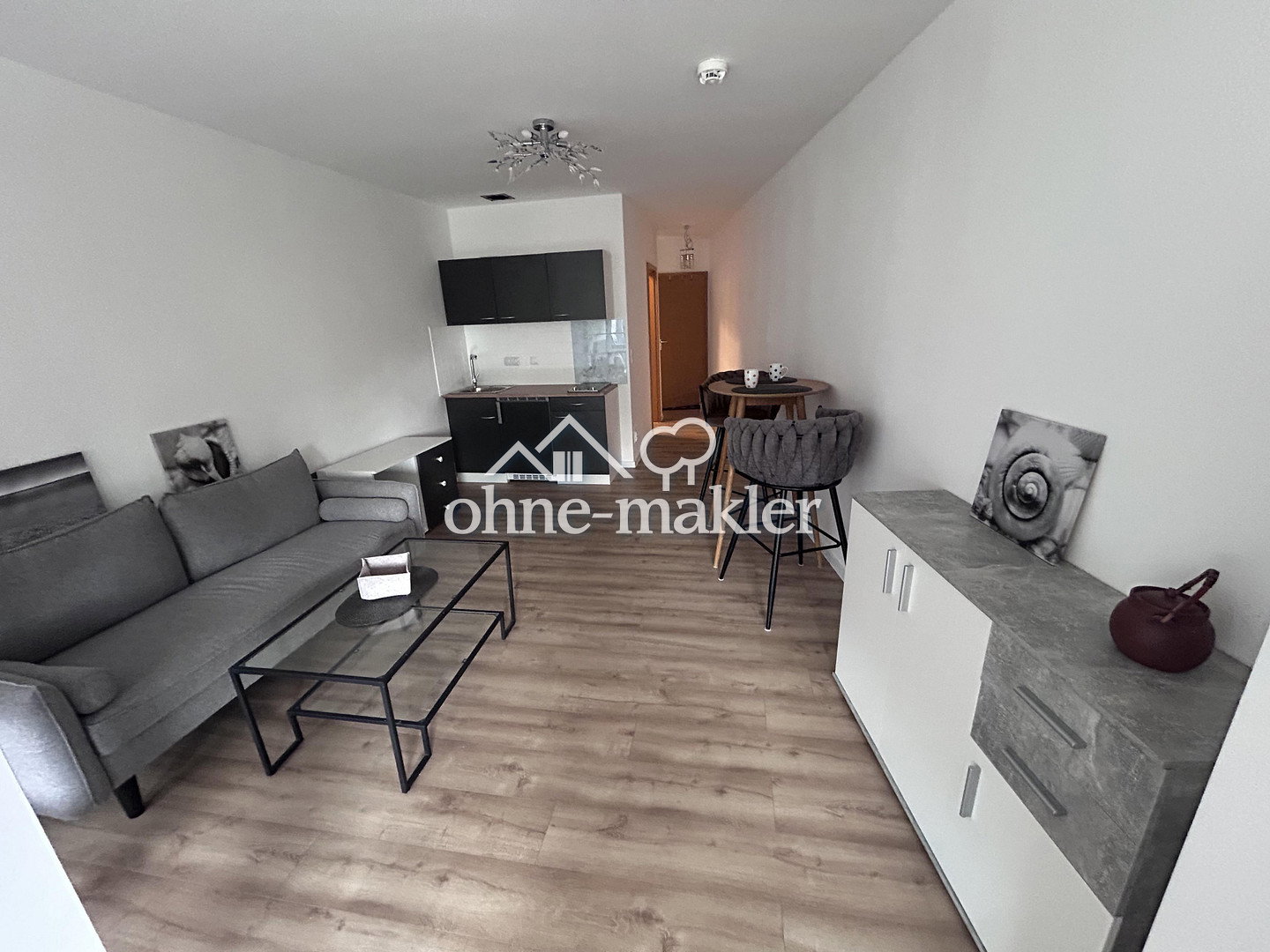 Erstbezug Stilvoll möblierte Wohnung in Nürnberg, 90478 Nürnberg (Dutzendteich Gleißhammer Glockenhof Sankt Peter Zerzabelshof)