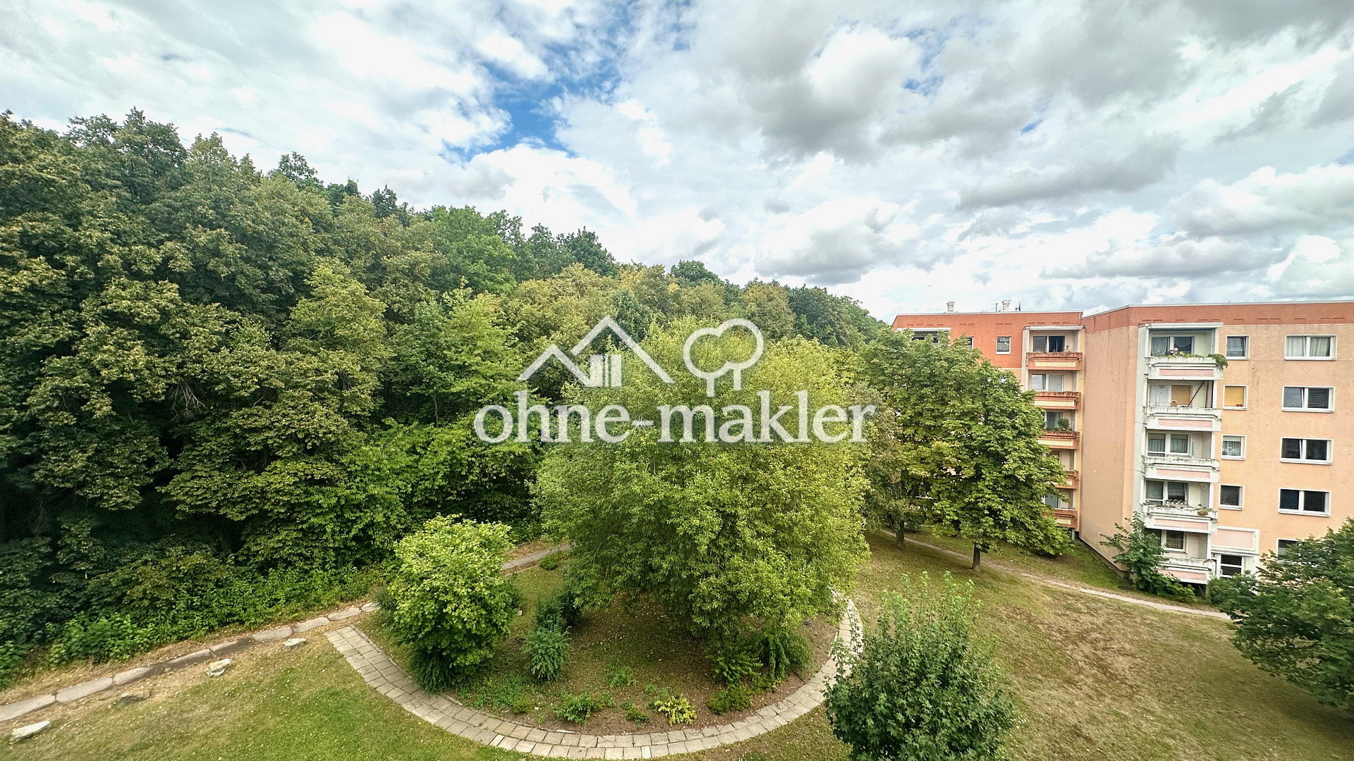 Waldnähe & Tageslicht – Traumwohnung in Weimar, 99427 Weimar
