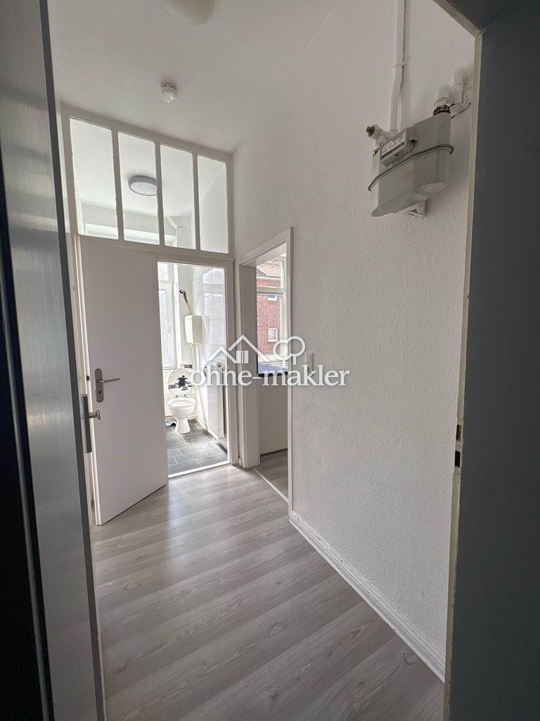 Zentral & ruhig renovierte 2-Zimmer-Wohnung, 26384 Wilhelmshaven (Heppens Heppenser Groden Innenhafen Innenstadt Neuende)