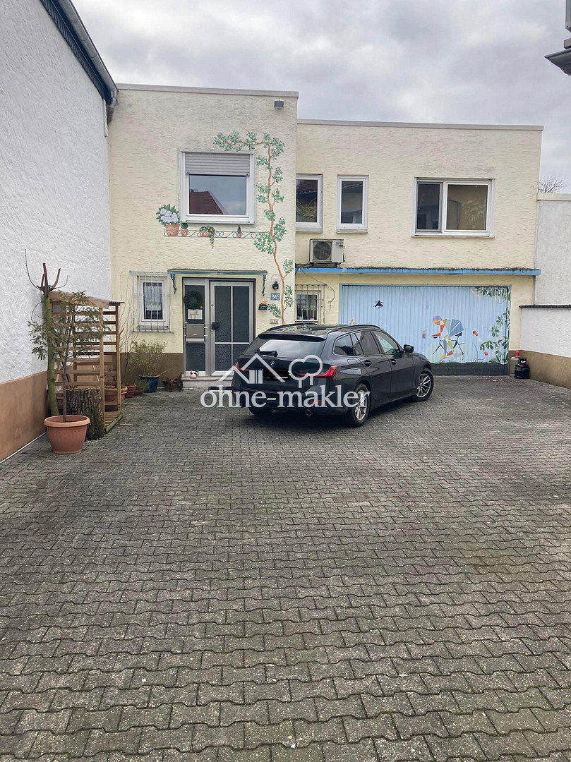 Traumhaus mit Pool in Frankfurt-Harheim, 60437 Frankfurt am Main