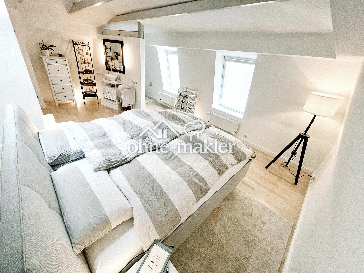 Hamburg Stilvolles Maisonette mit Terrasse, 22041 Hamburg (Wandsbek Marienthal Tonndorf)