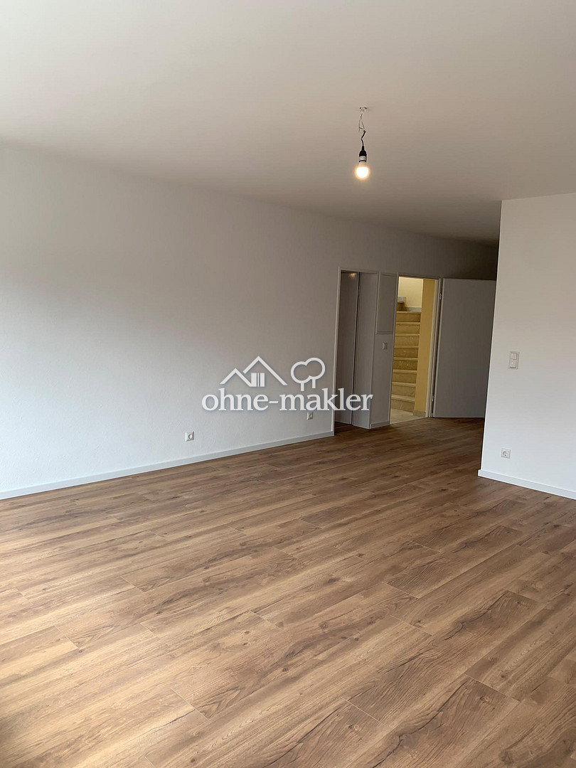 Neu-Isenburg Kernsanierte Wohnung mit Balkon, 63263 Neu-Isenburg
