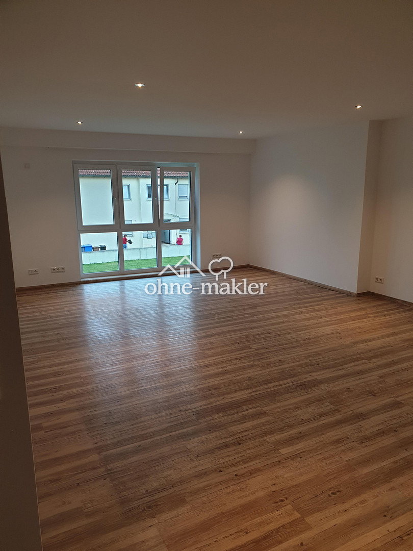 helle 2-Zimmer-Wohnung in Friedrichshofen, 85049 Ingolstadt