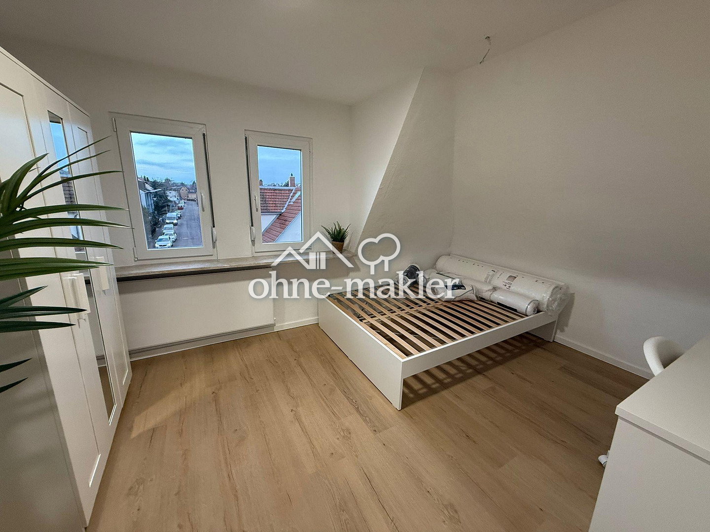 Frauen-WG-Zimmer Modern & zentral in Heilbronn, 74078 Heilbronn (Biberach Frankenbach Heilbronn Kirchhausen Neckargartach)