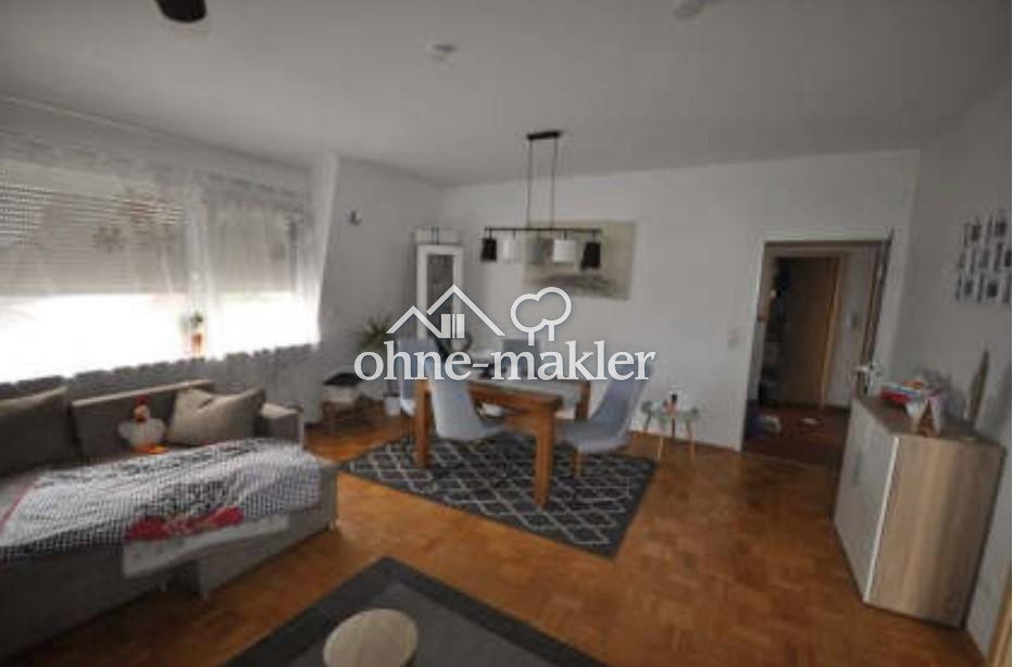 Schöneck Helle 3 Zi Wohnung mit Potenzial, 61137 Schöneck