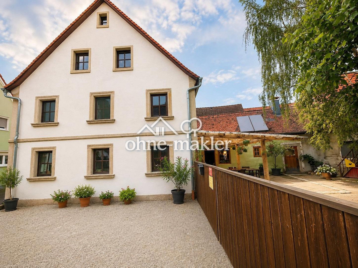 Historisches Sandsteinhaus mit viel Potenzial, 91486 Uehlfeld