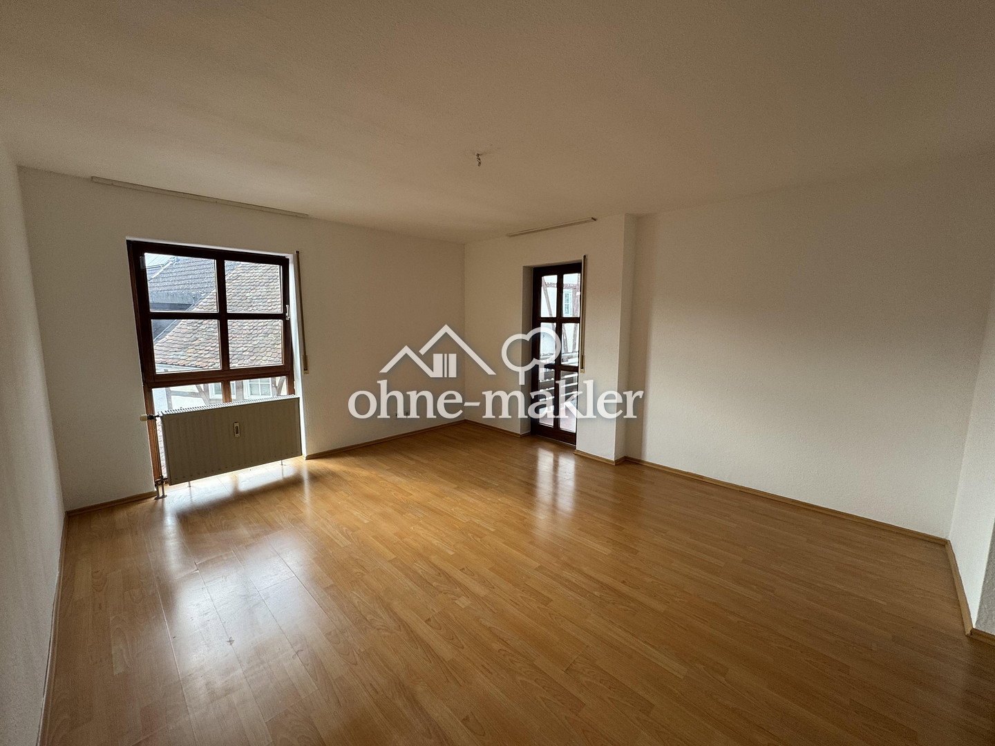 Zentrale Lage, Balkon & Waschmaschine, 64625 Bensheim