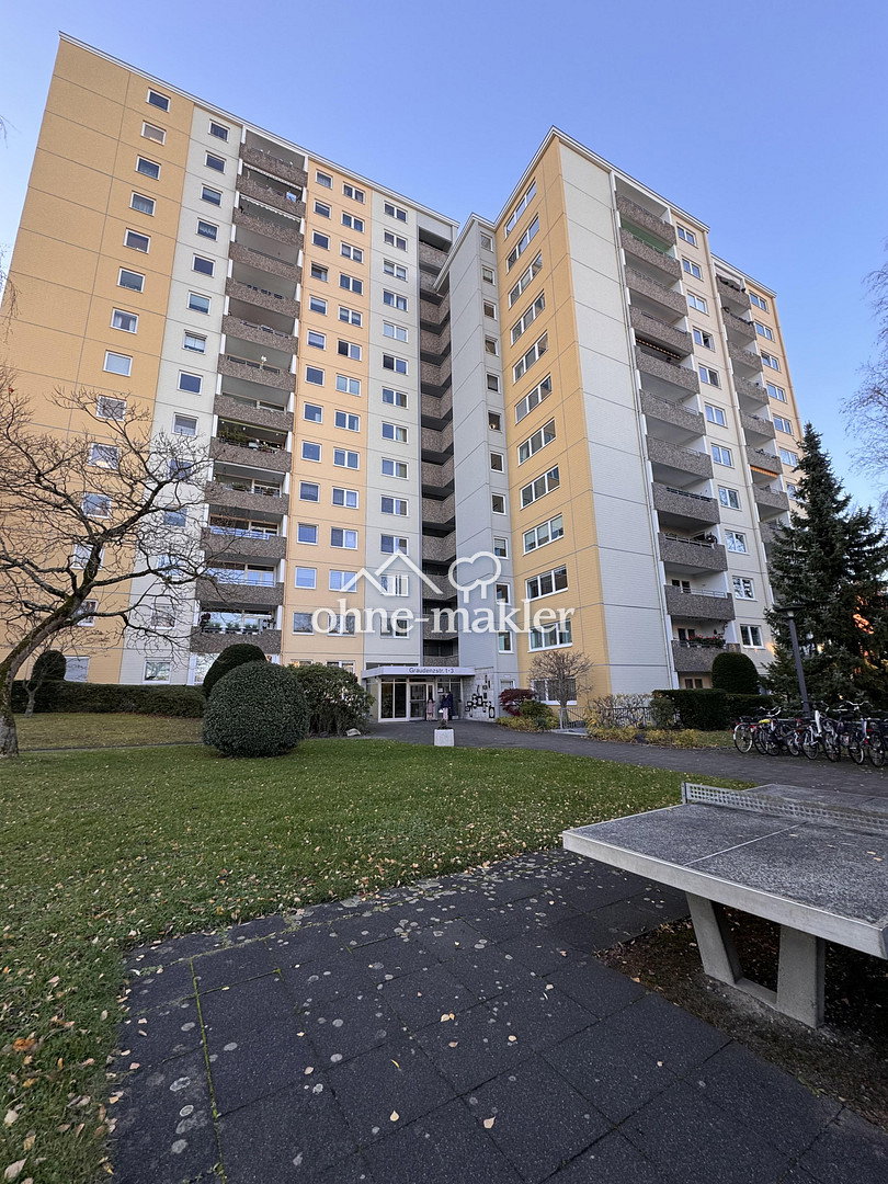 Köln-Eil Balkon mit Weitblick & Modernisierung, 51145 Köln (Porz Eil Elsdorf Urbach)