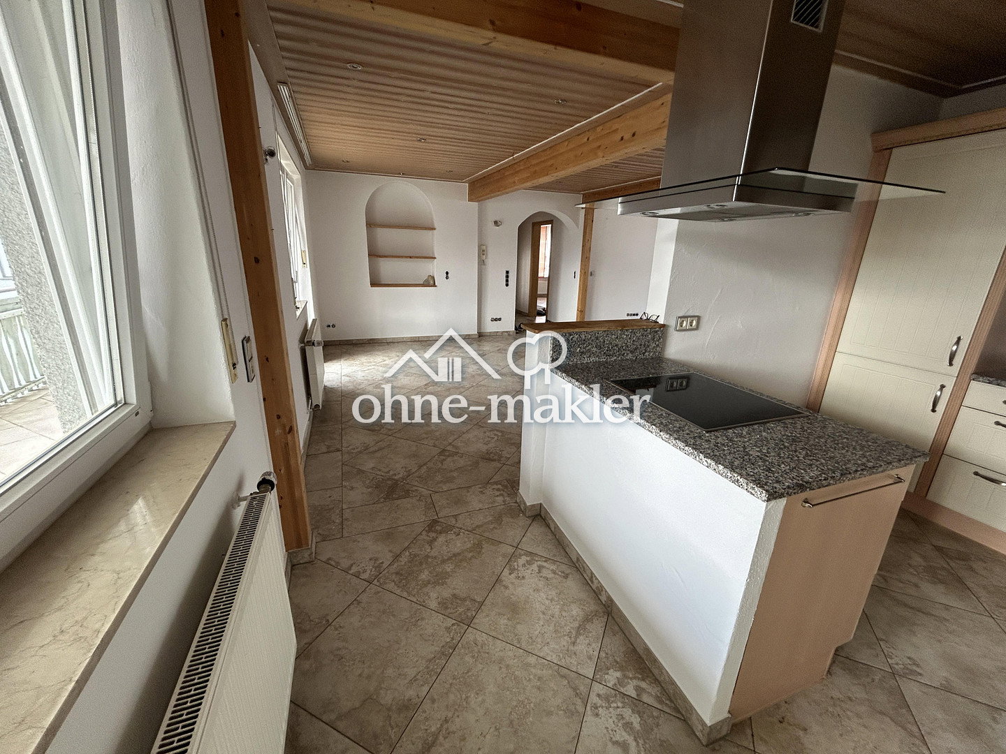 Helle 4-Zimmer Wohnung mit Balkon in Hösbach, 63768 Hösbach