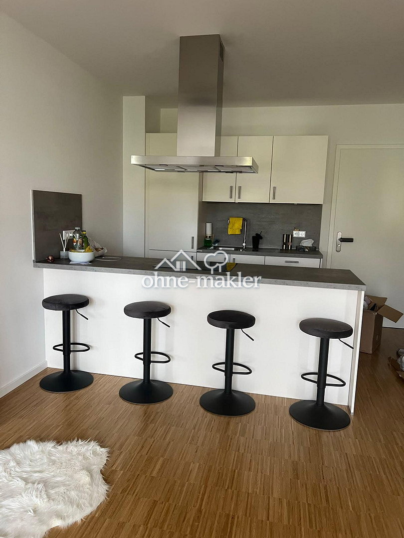 Helle 2-Zimmer Wohnung mit Balkon in Frankfurt, 65931 Frankfurt am Main (Sindlingen Zeilsheim)