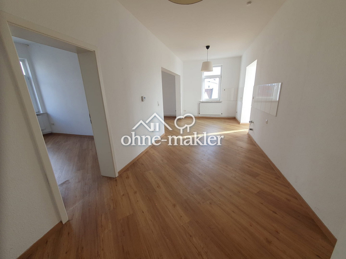 Lehe Helle 3-Zimmer-Wohnung mit Badewanne, 27576 Bremerhaven (Lehe Mitte)