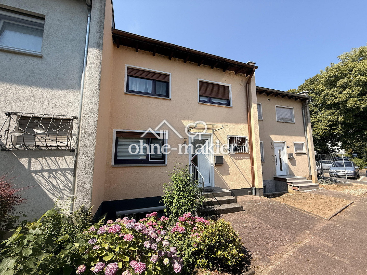 Familienparadies mit Garten in Frankfurt-Sossenheim, 65936 Frankfurt am Main (Nied Sossenheim)