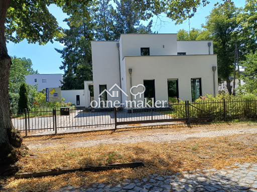Falkensee Exklusives Haus mit Seeblick, 14612 Falkensee
