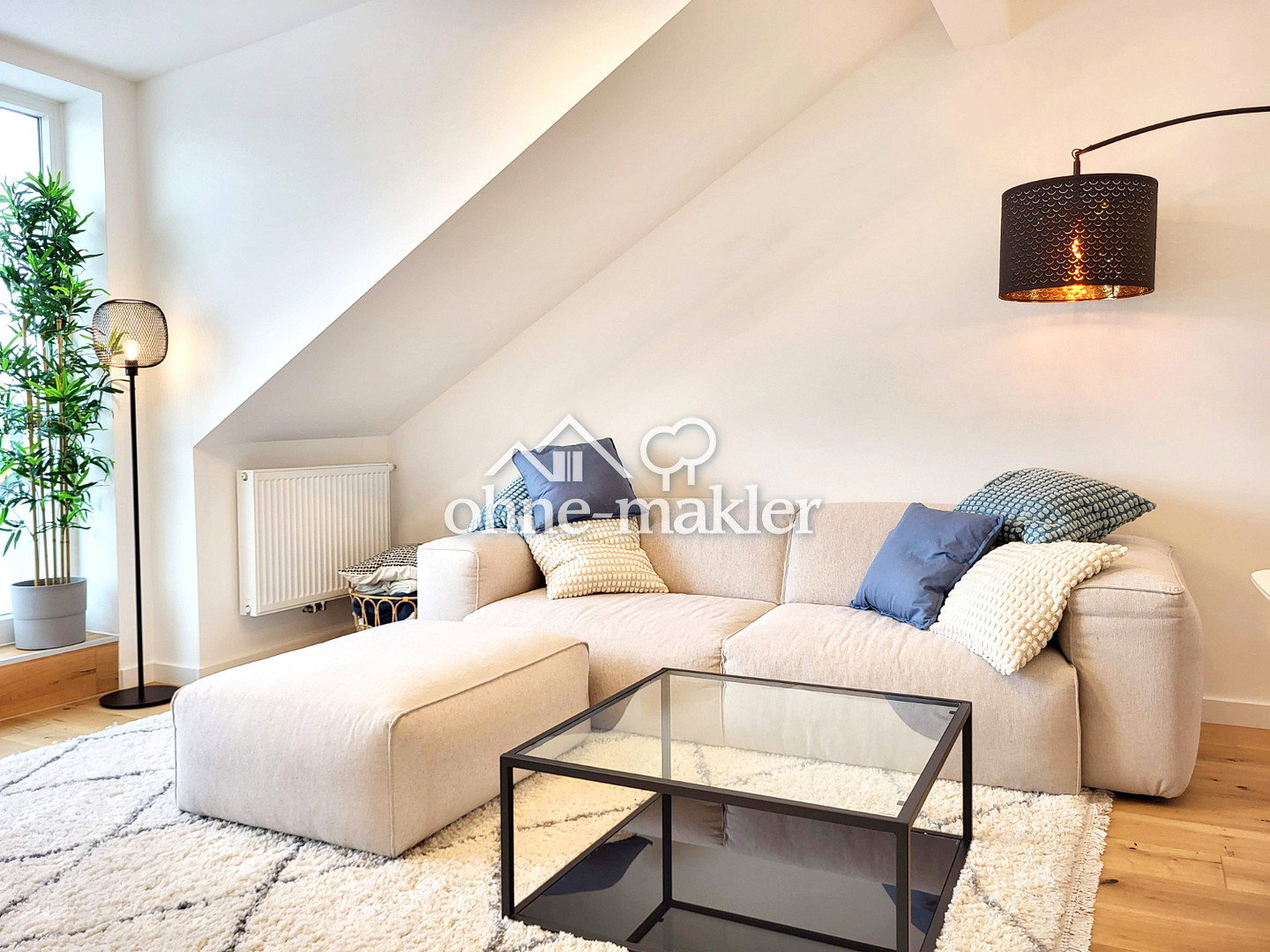 Hamburg-Marienthal moderne Wohnung mit Balkon, 22041 Hamburg (Wandsbek Marienthal Tonndorf)