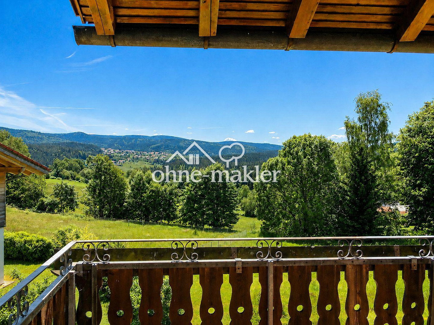 Bergblick inklusive 3-Zimmer-Wohnung in Mauth, 94151 Mauth