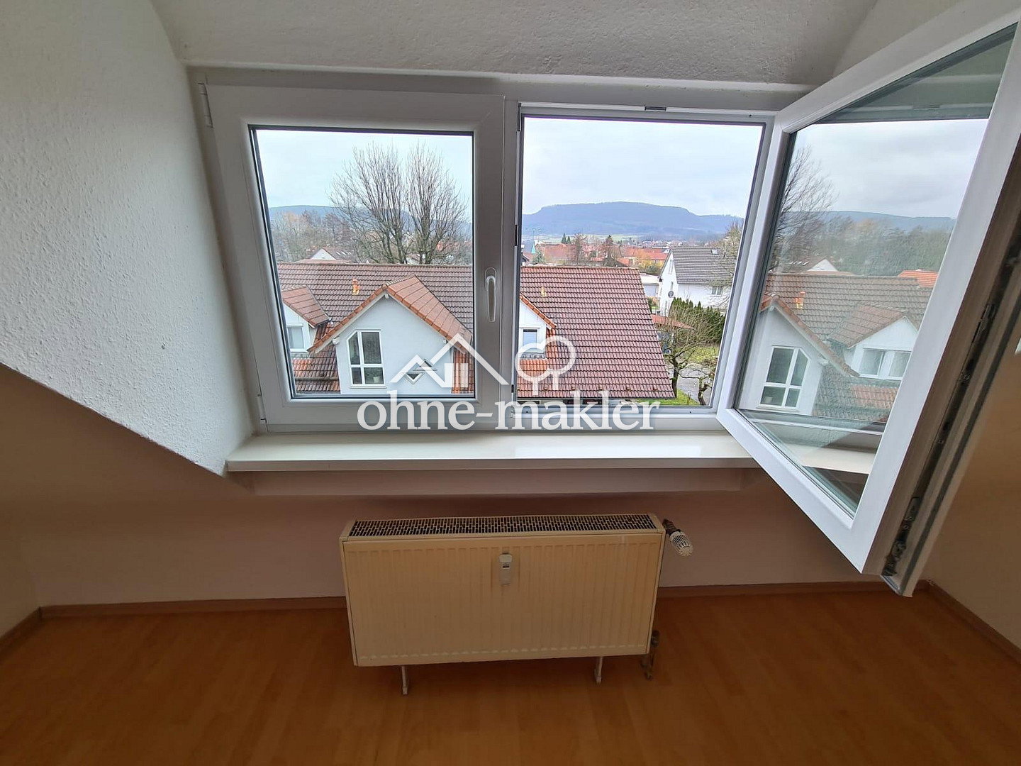 Dachgeschosswohnung in Mögglingen – provisionsfrei, 73563 Mögglingen