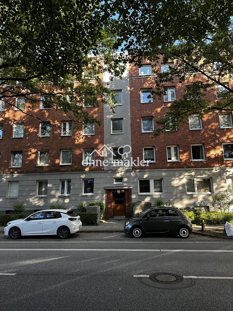 Dachgeschosswohnung in Hamburg-Wandsbek – sonnig & zentral, 22049 Hamburg (Wandsbek Dulsberg)