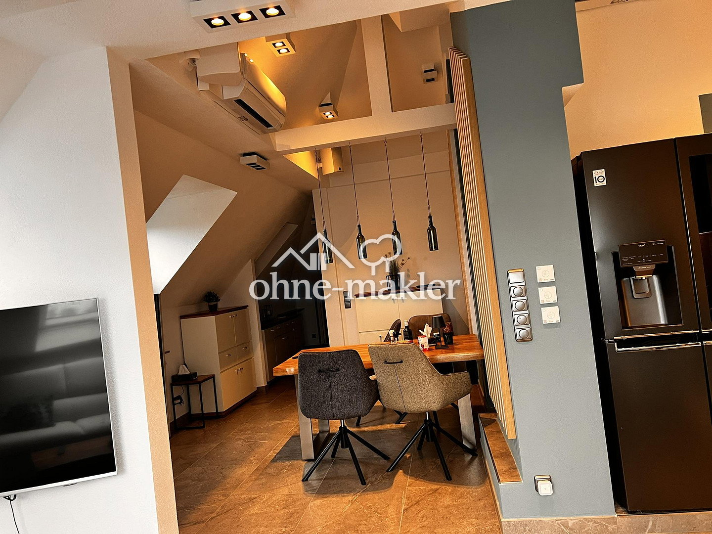 Dachgeschosswohnung in München-Harras, voll möbliert, 81369 München (Sendling Sendling-Westpark Thalk. Obersendl.-Forsten-Fürstenr.-Solln)