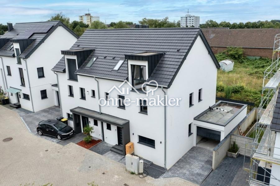 Exklusives Neubau-Doppelhaus in Meerbusch, 40667 Meerbusch