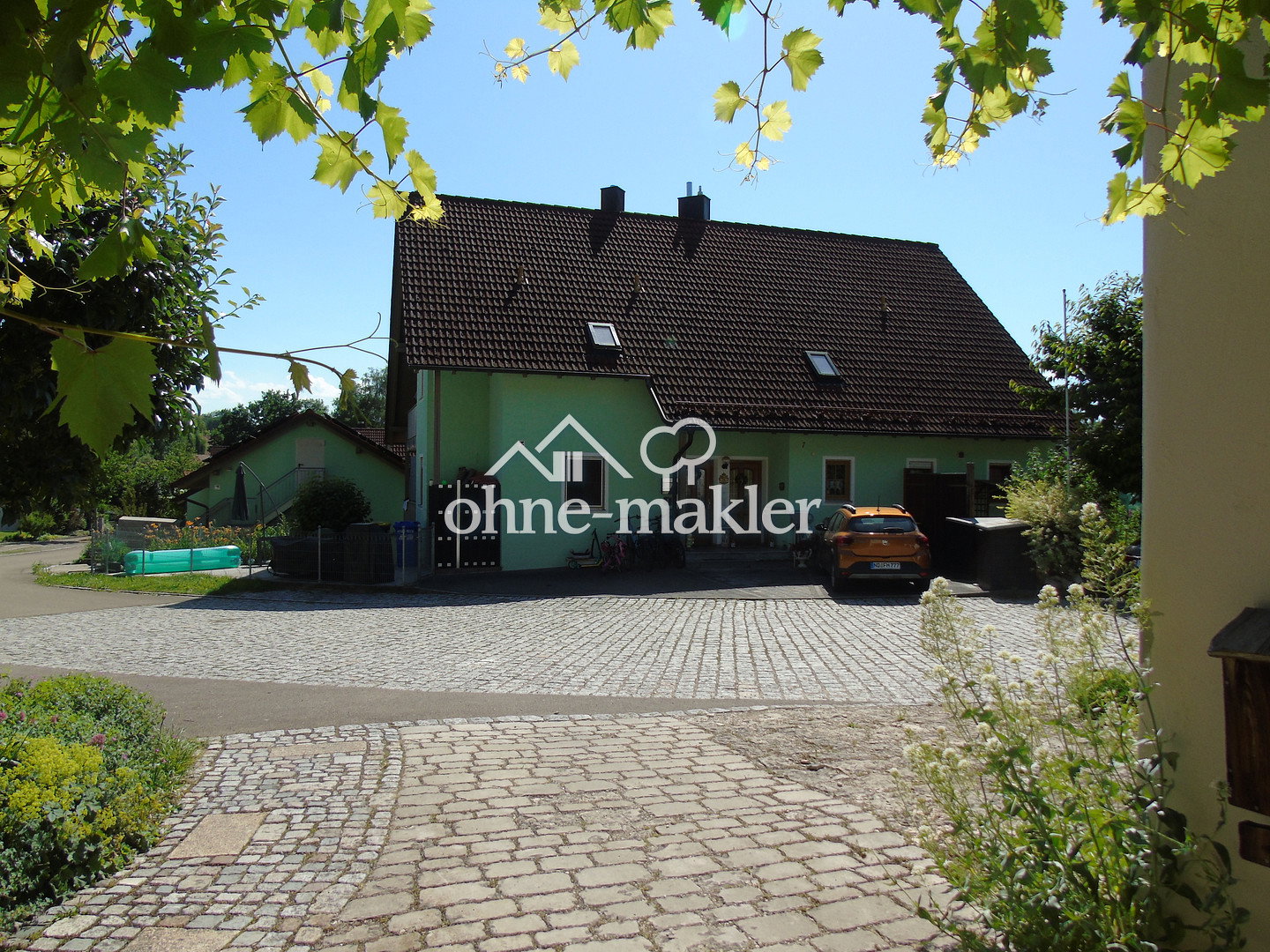 Ruhige Lage, Terrasse & Garten – Ihr neues Zuhause, 86666 Burgheim